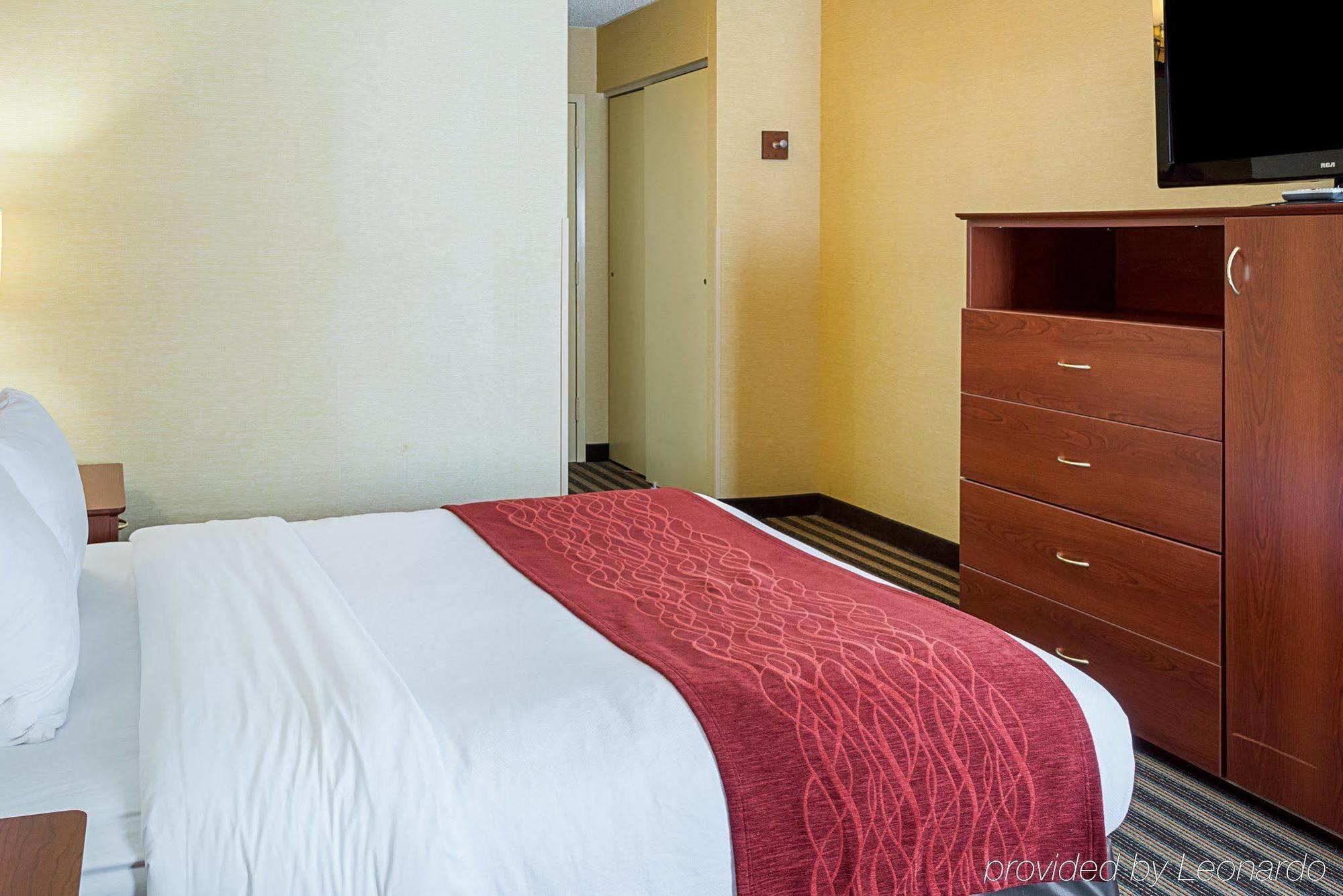 Comfort Inn Petersburg Near Fort Gregg-Adams Eksteriør billede